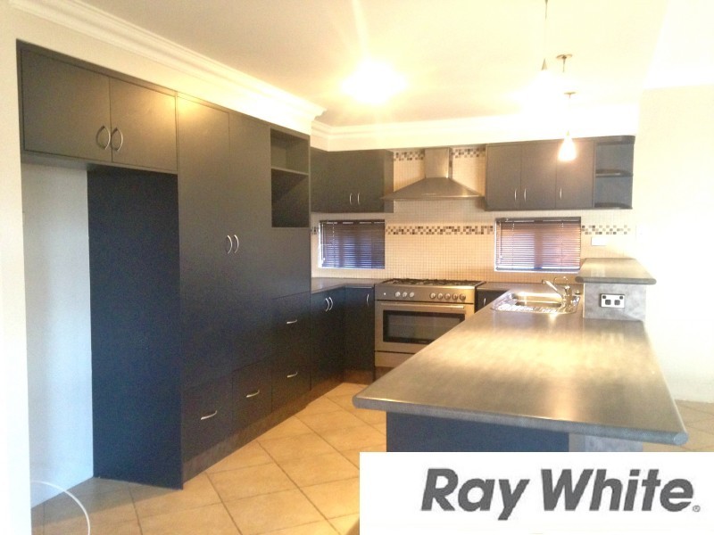 3 Madigan Road, Dalyellup WA 6230