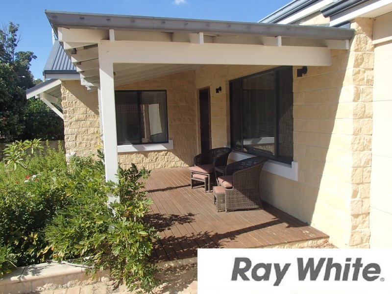 3 Madigan Road, Dalyellup WA 6230