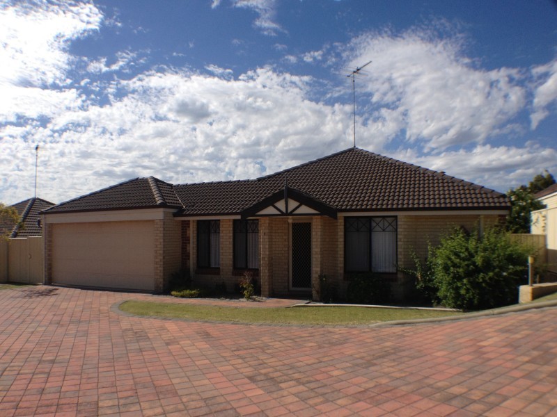 4/13 Wakefield Crescent, Australind WA 6233