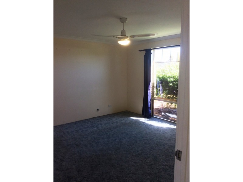 35 Nalbarra Drive, Usher WA 6230