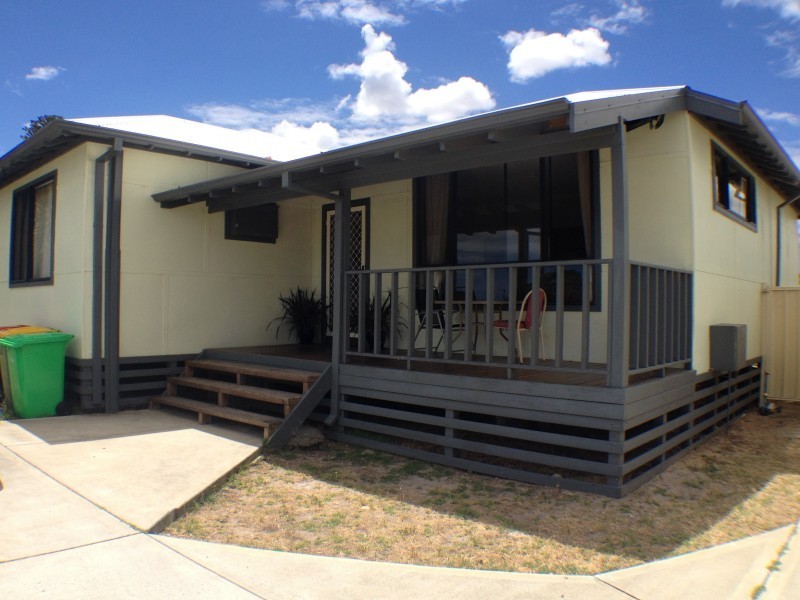 9A Moolyeen Road, Carey Park WA 6230