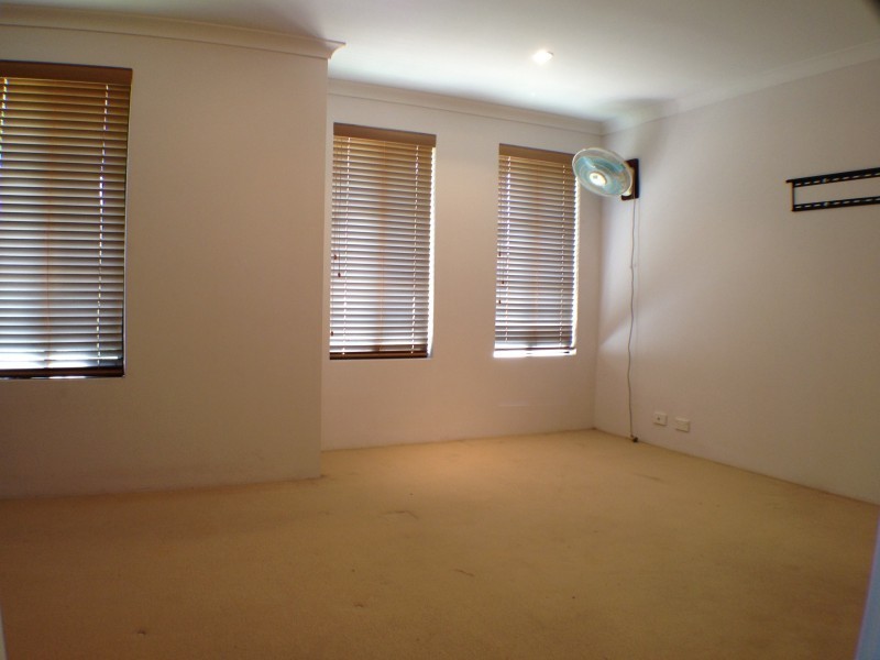 15 Wandoo Road, Dalyellup WA 6230