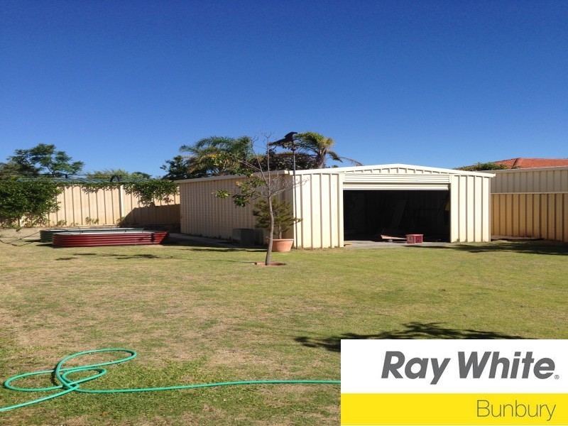 9 Simford Avenue, Eaton WA 6232
