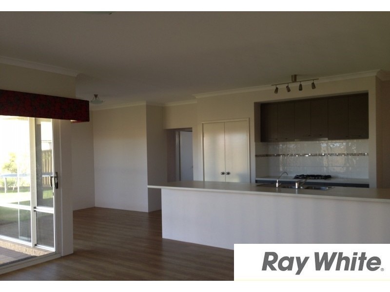 5 Tiffany Centre, Dalyellup WA 6230