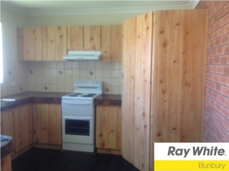 1/166 Clarke Street East, Bunbury WA 6230