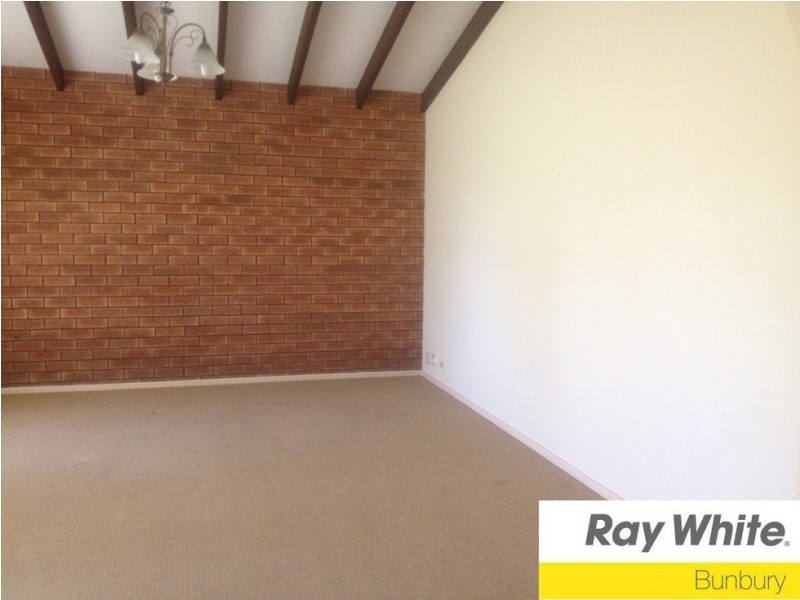 1/166 Clarke Street East, Bunbury WA 6230