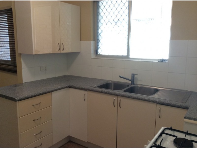 8a Davenport Way, Withers WA 6230