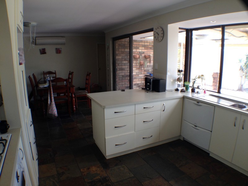 33 Perkins Avenue, East Bunbury WA 6230