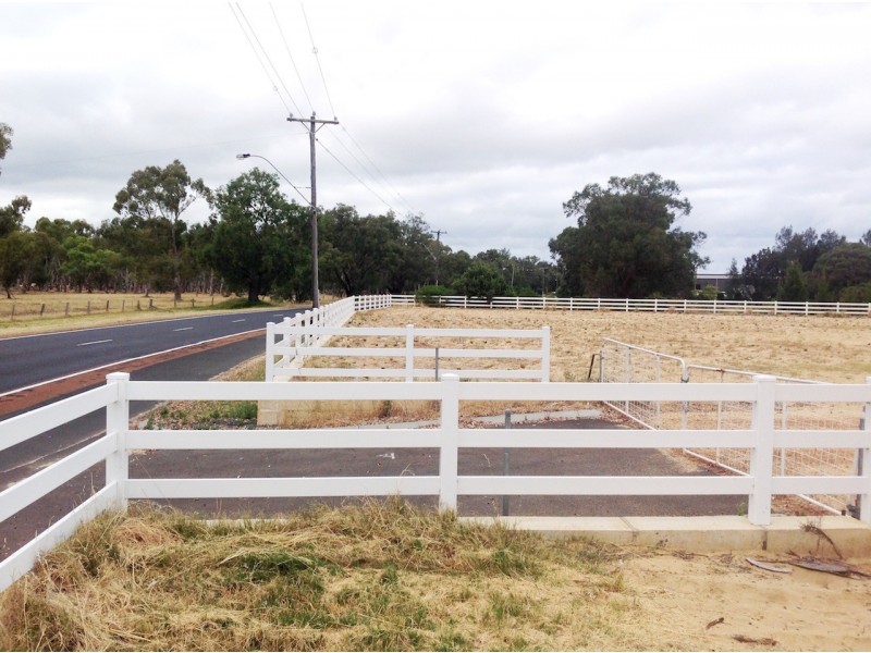 66 Estuary Drive, Pelican Point WA 6230