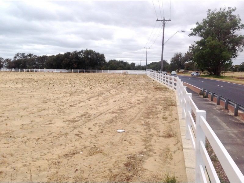 66 Estuary Drive, Pelican Point WA 6230