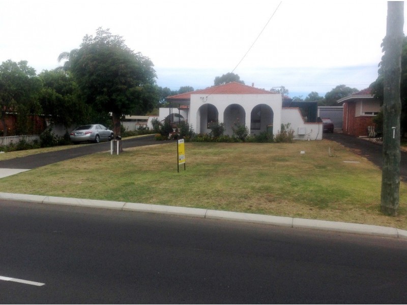 21 Picton Road, East Bunbury WA 6230