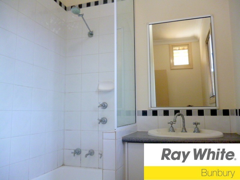 1 Bright Street, Carey Park WA 6230