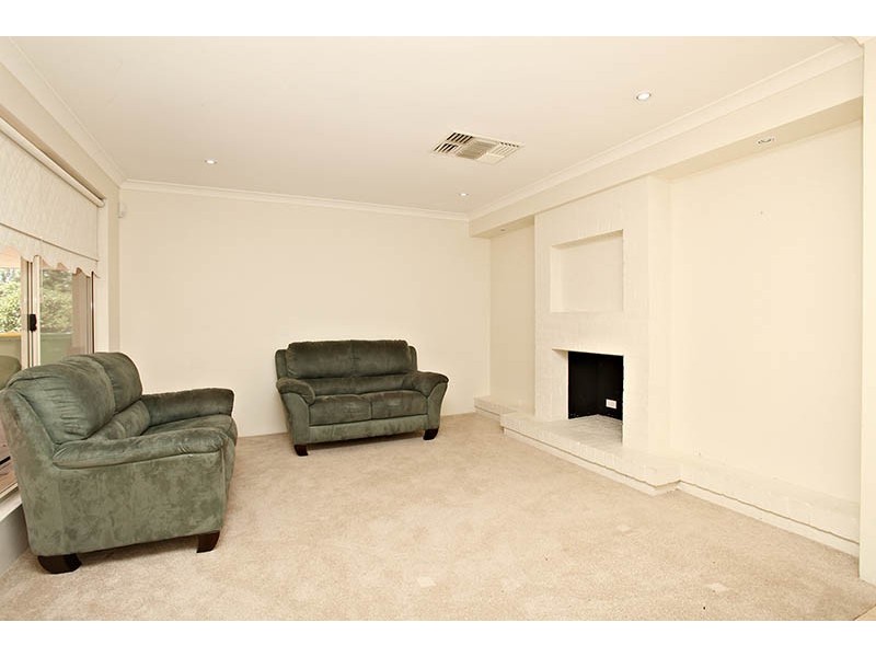 11 Ince Road, Glen Iris WA 6230