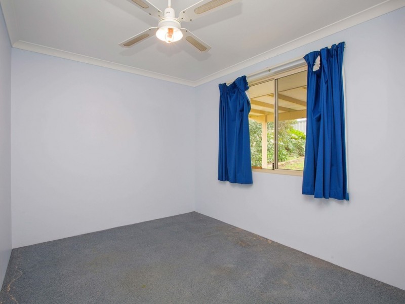 35 Nalbarra Drive, Usher WA 6230
