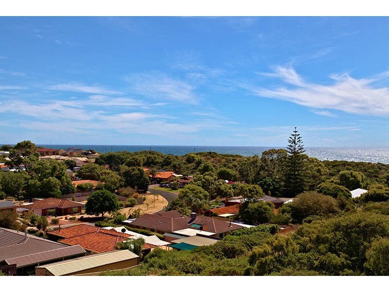 65 Dunstan Street, South Bunbury WA 6230