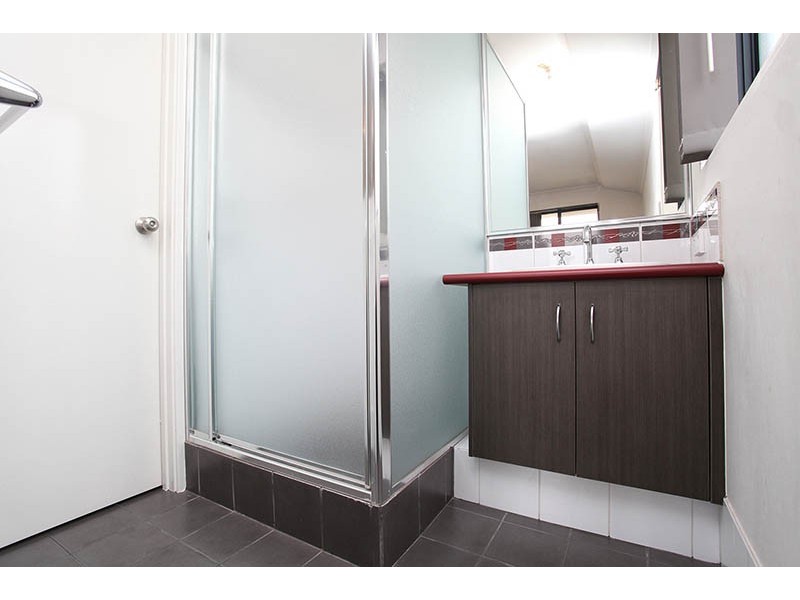 16 Yeid Street, Dalyellup WA 6230