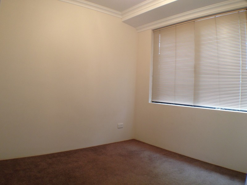 4B Bright Street, Carey Park WA 6230