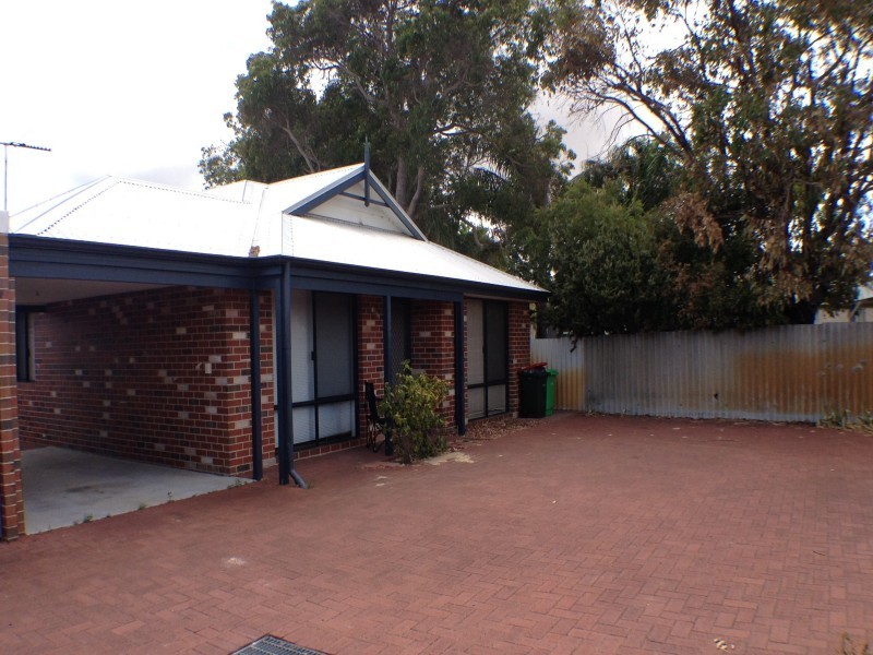 4B Bright Street, Carey Park WA 6230