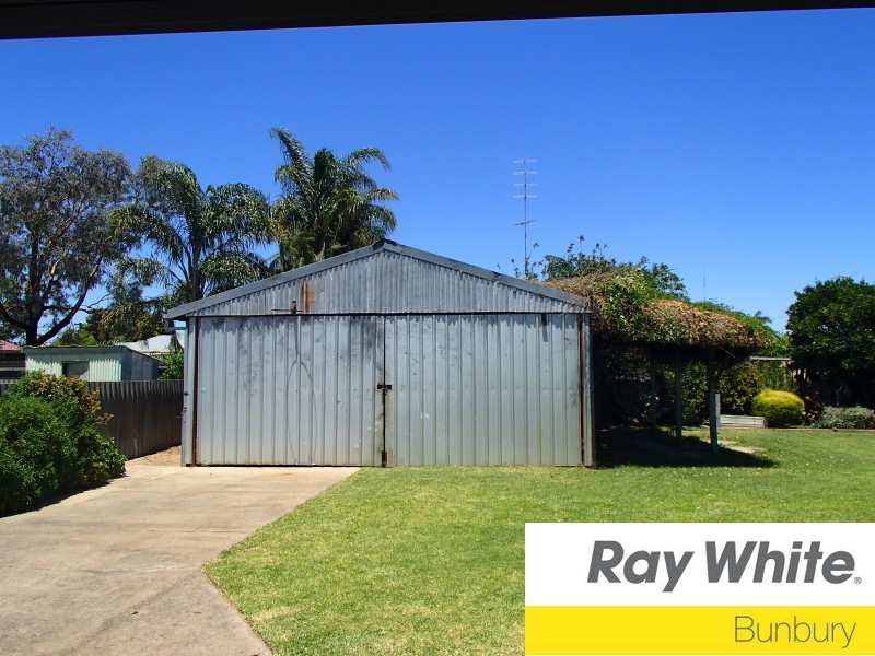 3 Belview Road, Brunswick WA 6224