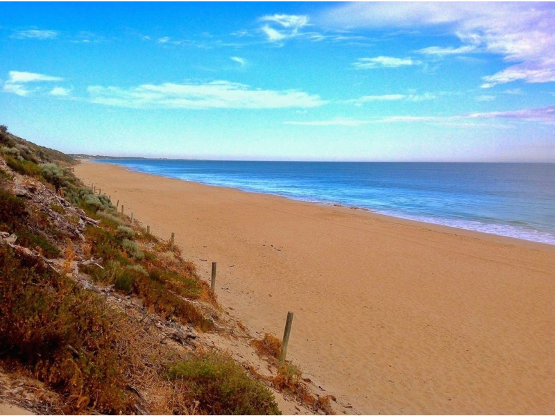 55 Daablone Vista, Dalyellup WA 6230