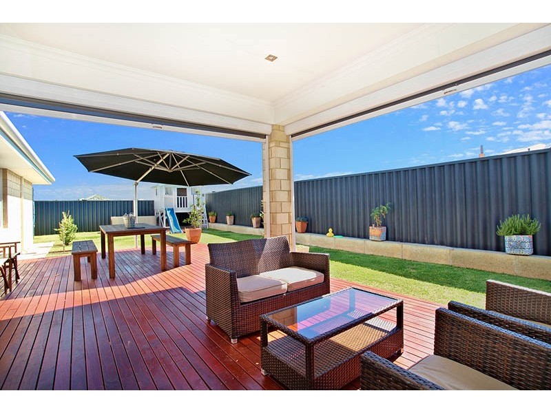 63 Daablone Vista, Dalyellup WA 6230