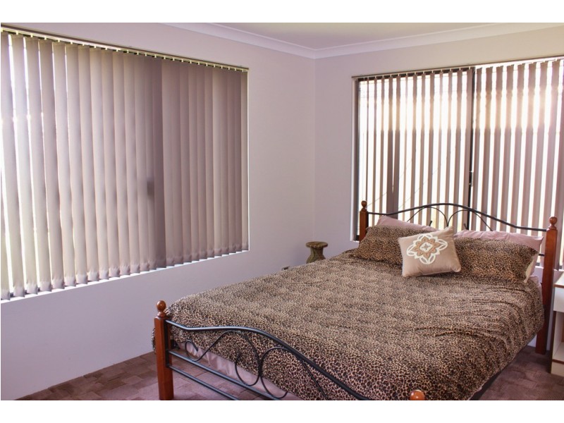 17 Florence Moore Way, Burekup WA 6227