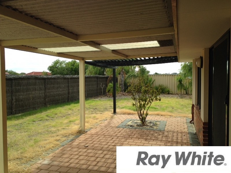 15 Wandoo Road, Dalyellup WA 6230