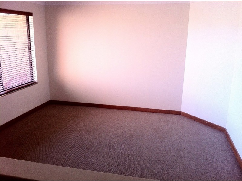 25 Macedon Road, Dalyellup WA 6230