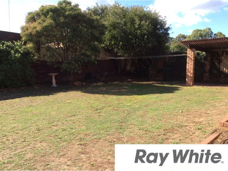 4A Westwood Street, Withers WA 6230