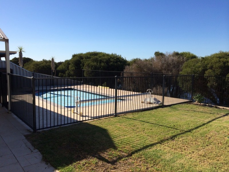 47 Pickworth Retreat, Pelican Point WA 6230