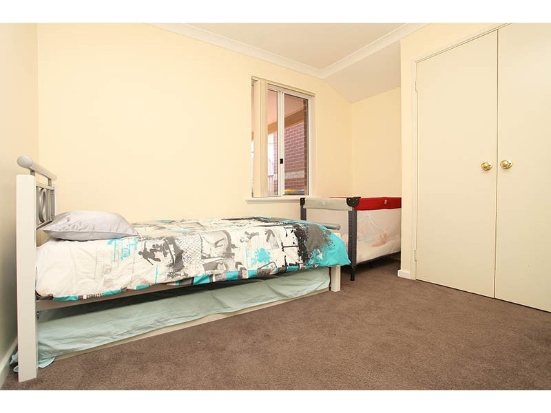 2/9 Usher Place, Australind WA 6233