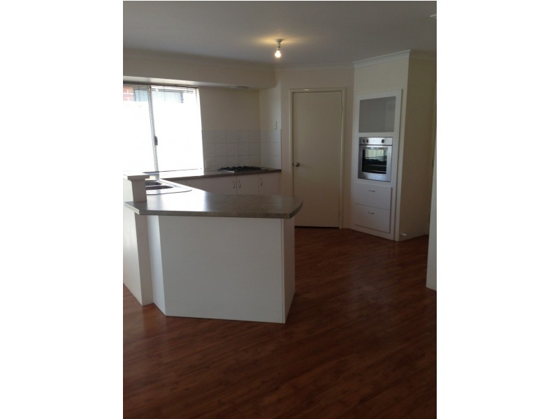 33 Edwinstone Close, Dalyellup WA 6230