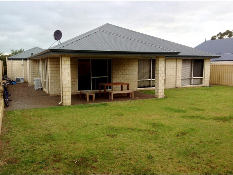 33 Edwinstone Close, Dalyellup WA 6230