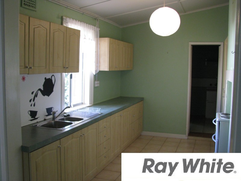 9 Hayes Street, Bunbury WA 6230