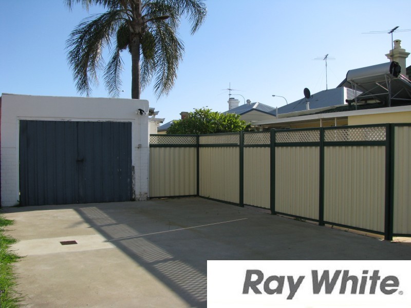 9 Hayes Street, Bunbury WA 6230