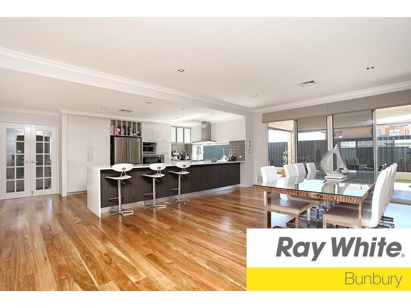 63 Daablone Vista, Dalyellup WA 6230