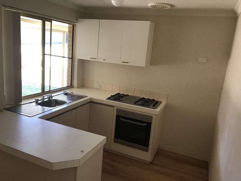 4 Palm Court, Eaton WA 6232