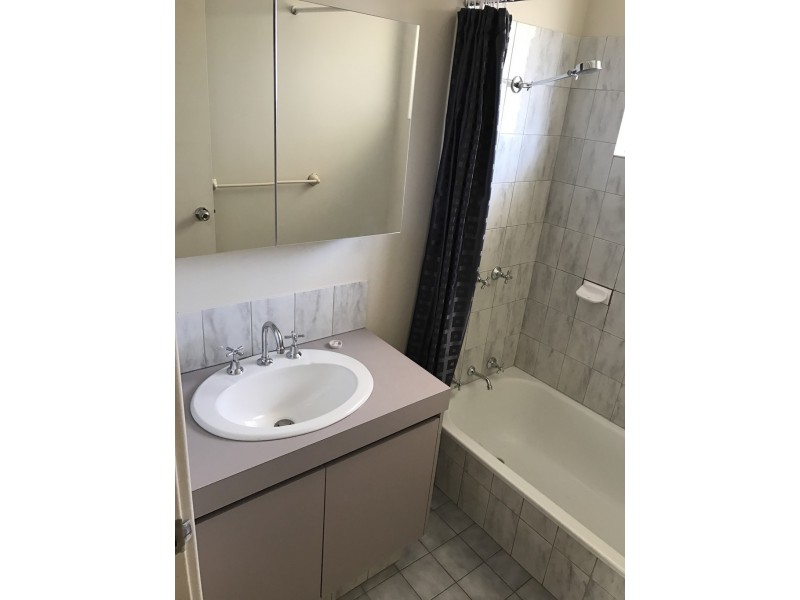 4 Palm Court, Eaton WA 6232