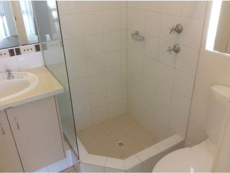 4B Bright Street, Carey Park WA 6230