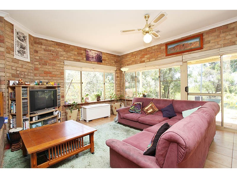 15 Shenton Close, Leschenault WA 6233