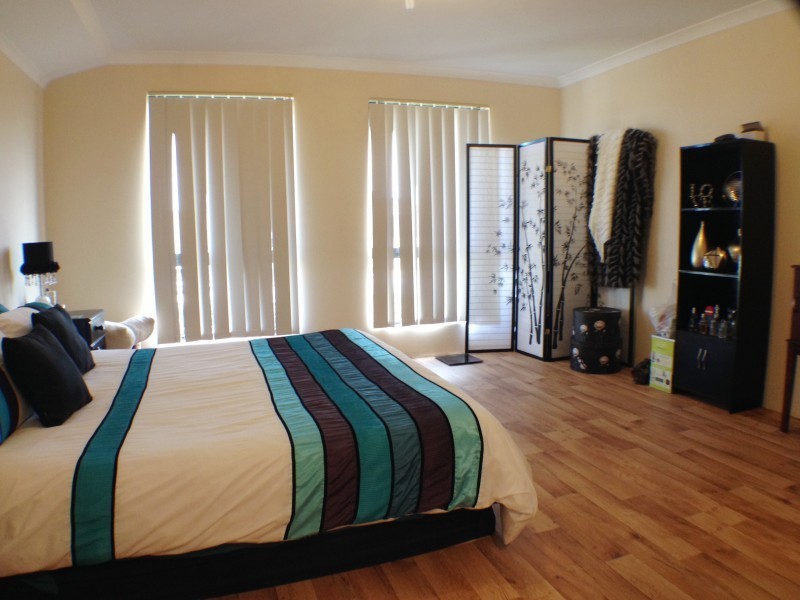 27 Pluto Drive, Australind WA 6233