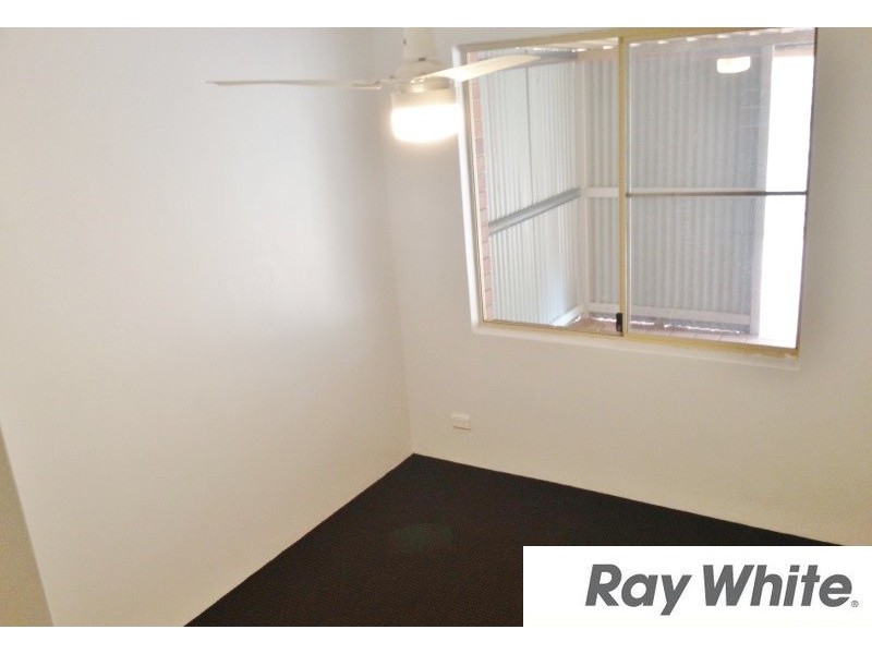 11 Little Place, Leschenault WA 6233