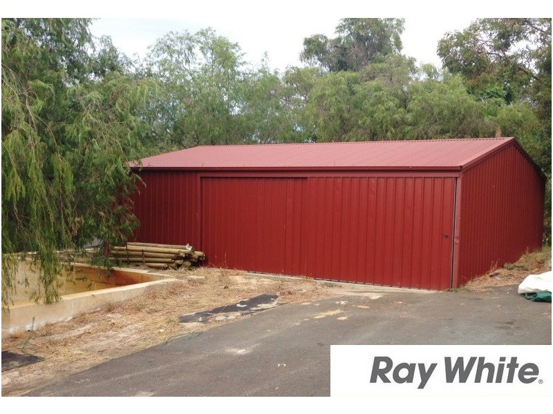 11 Little Place, Leschenault WA 6233