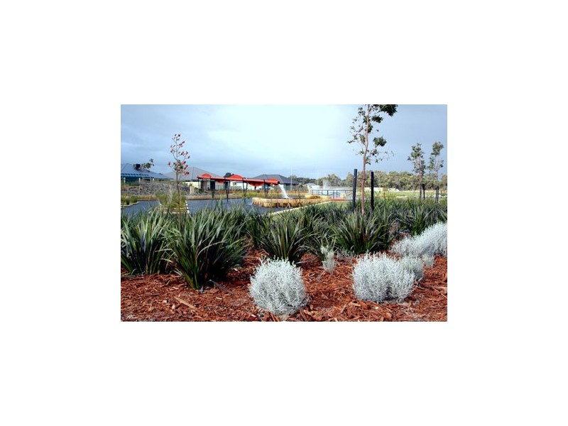 34 Glenelg Drive, Millbridge WA 6232