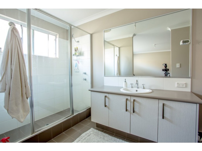 28 Polwarth Circuit, Eaton WA 6232