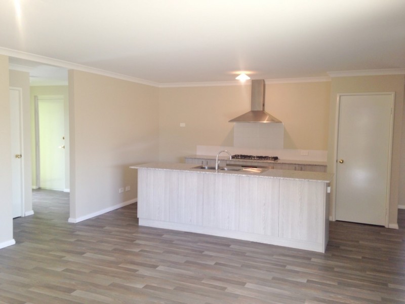 59 Sherwood Road, Australind WA 6233