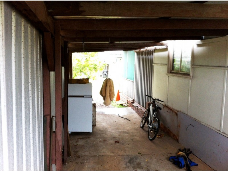 12 Bandak Rd, Carey Park WA 6230