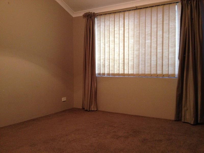 16 Wandoo Road, Dalyellup WA 6230