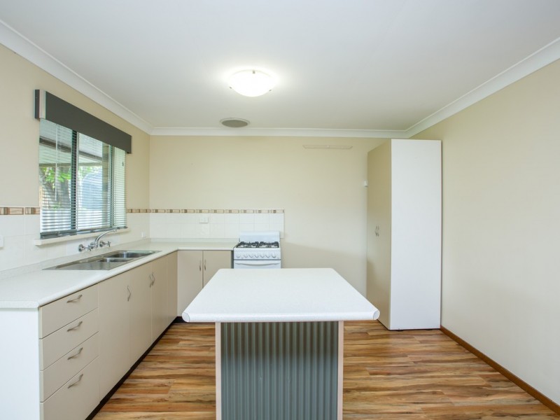 5 Plato Street, Carey Park WA 6230