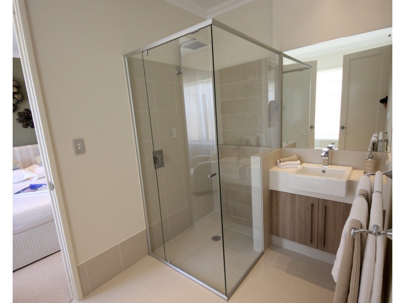 1 Braddon Way, Millbridge WA 6232